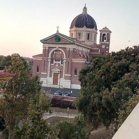 Pilla Palla Lido di Ostia Luaran gambar
